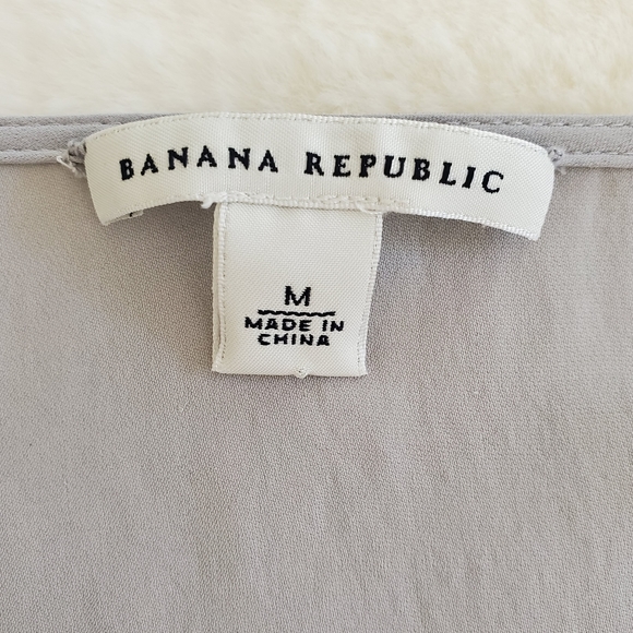 Banana Republic Silk Blouse - Picture 4 of 4